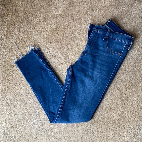 Abercrombie & Fitch Denim - A&F Simone High Rise legging Abercrombie & Fitch Denim - A&F Simone High Rise legging